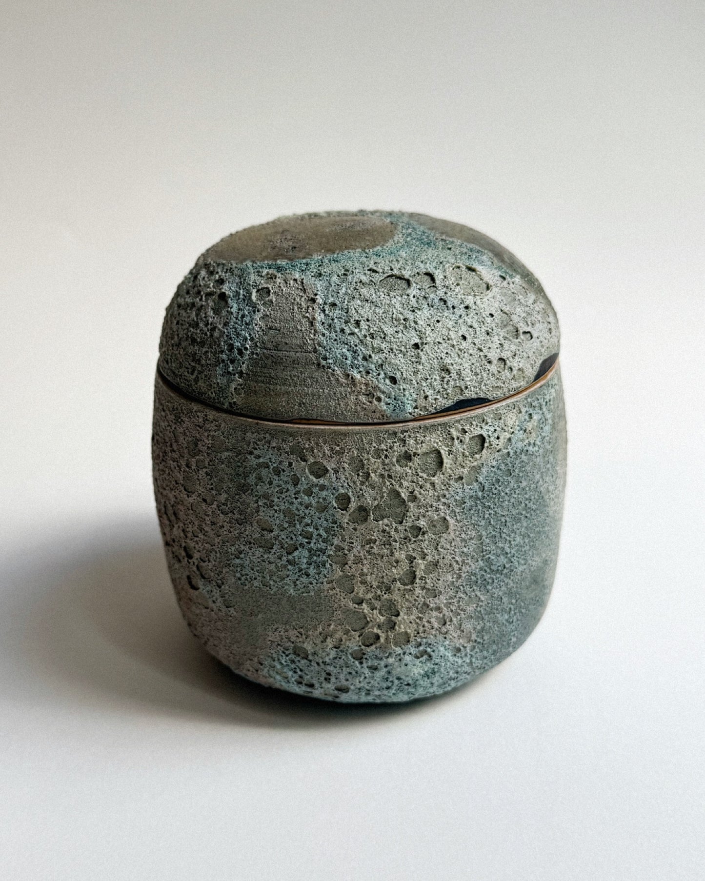 OCEAN MEMORY JAR 05