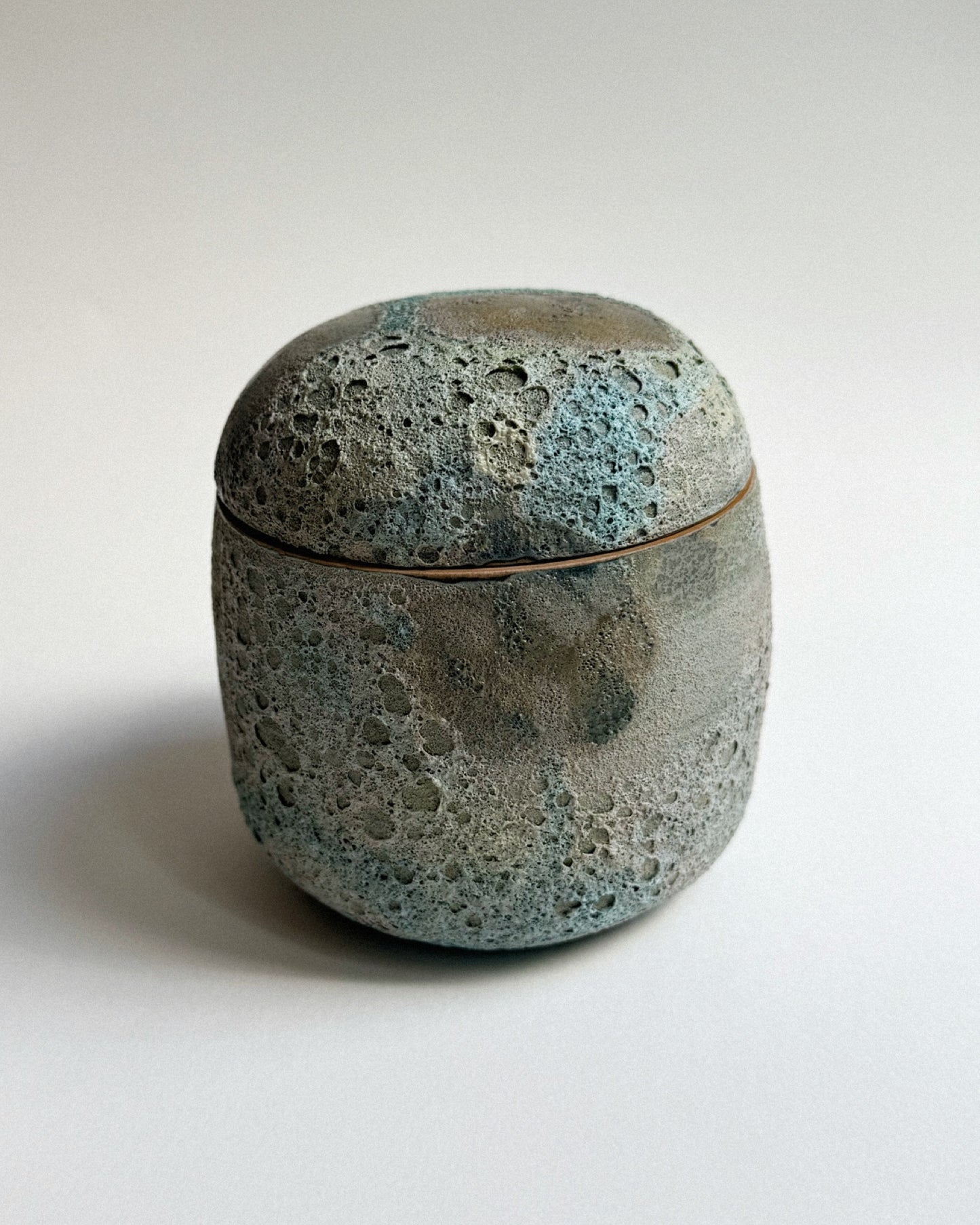 OCEAN MEMORY JAR 05
