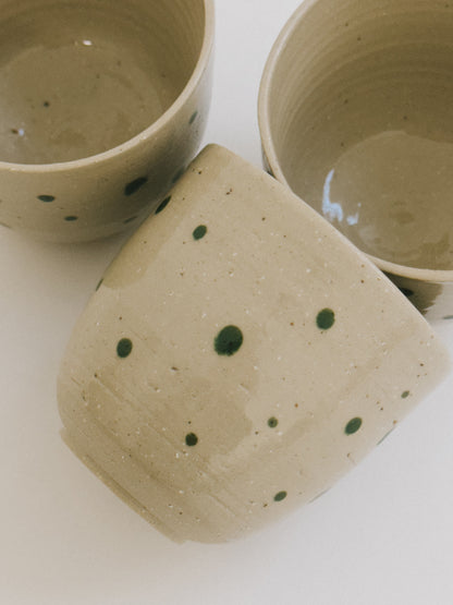 Green Dots Cup (Round)