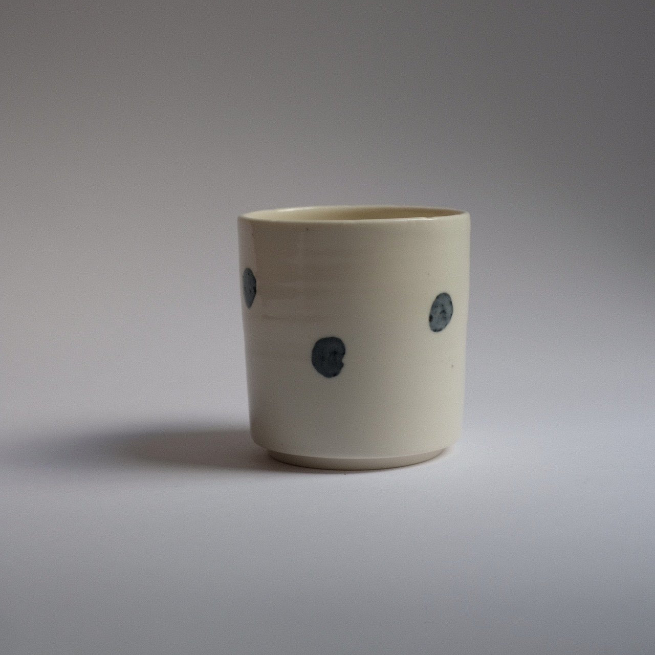 Floating Gray Dot Cup