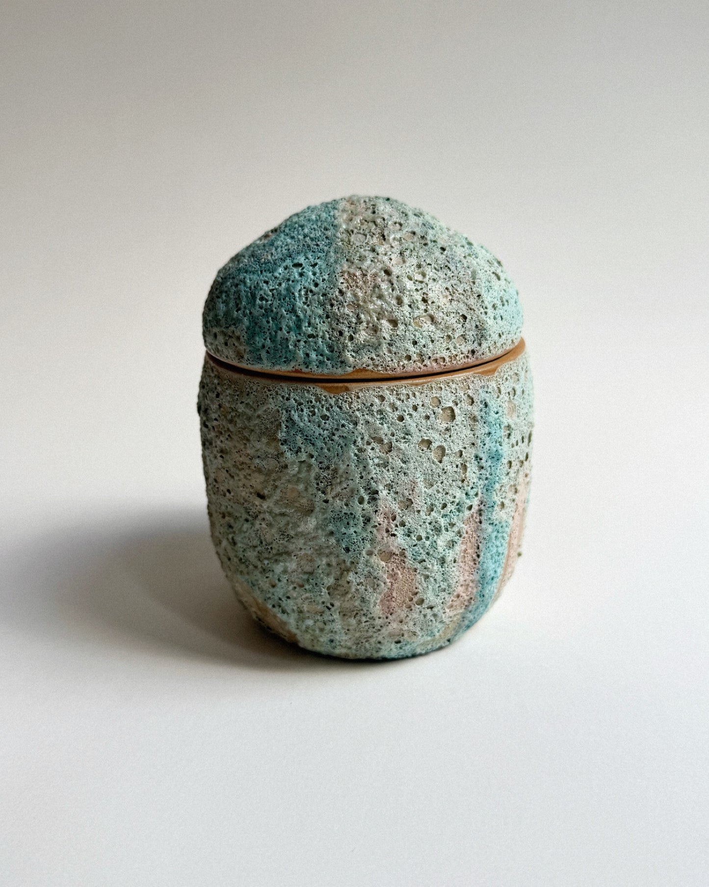 OCEAN MEMORY JAR 06